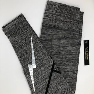 Style Reform Lightning Bolt Legging Size M